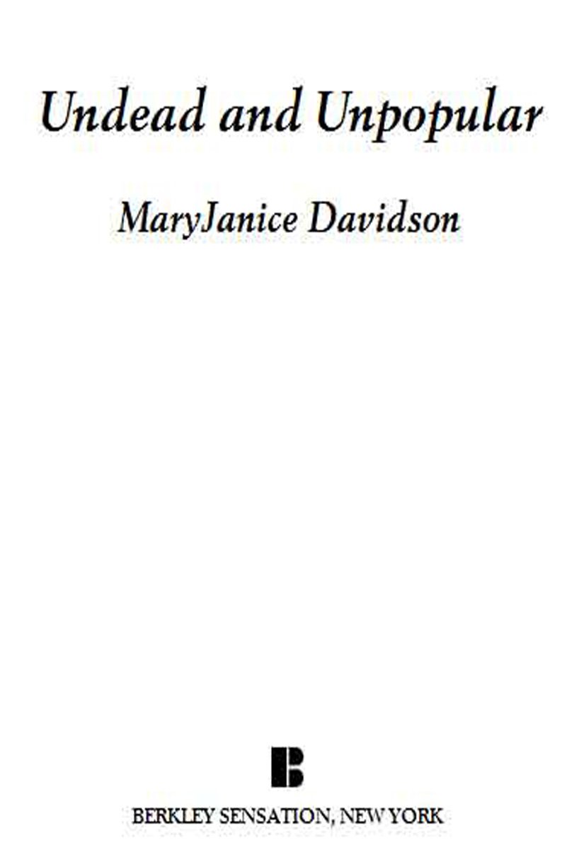 Cover of Undead and Unpopular (2006)